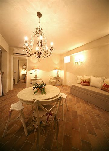 Il Poggio Country Resort Graniti Екстер'єр фото